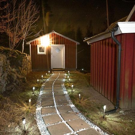 Skogsstuga I Bassholma Villa Munka-Ljungby Buitenkant foto