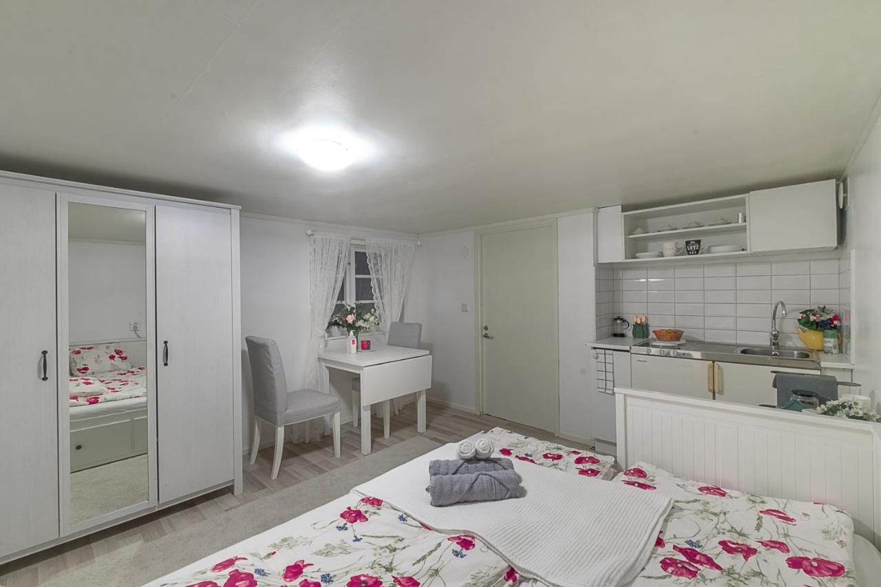 Skogsstuga I Bassholma Villa Munka-Ljungby Buitenkant foto